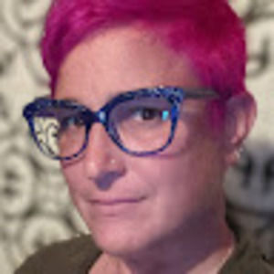 Meet your Posher, Tia